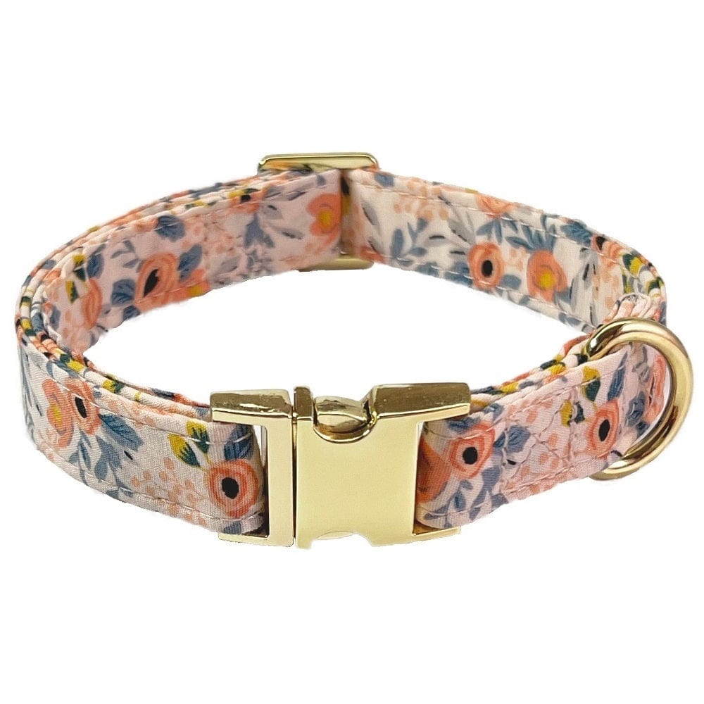 Dogs and Cats Boutique 12 Collar A peach powder / L Pet Lettering Collar Metal Floral Collar Hand Holding Rope Medium Large Dog Leash (To Get Done)